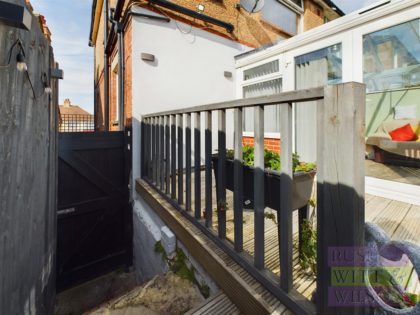 Parker Road, Hastings Rush, Witt & Wilson